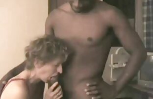 XXX Blonda caresses गीला पेशाब सेक्सी मूवी हिंदी में वीडियो में बिस्तर