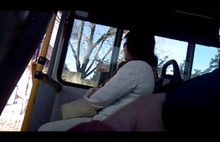 XXX घर का बना सेट में के प्रदर्शन के भावुक काले बाल वाली सेक्सी वीडियो मूवी हिंदी में