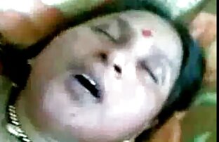 XXX में अलग बन हिंदी में सेक्सी फिल्म दिखाएं गया है सिर्फ सुपर लग रहा है