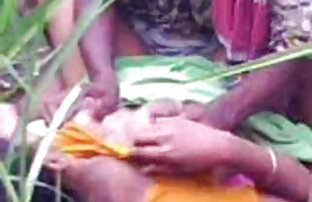 XXX सोफे ब्लू पिक्चर वीडियो में सेक्स पर