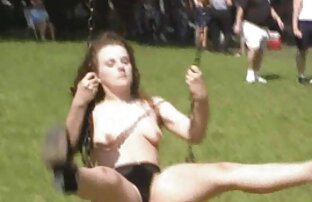 XXX नग्न लड़की पर सेक्सी पिक्चर वीडियो में दिखाएं एक बहुत सक्षम है