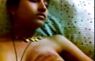 XXX स्लिम काले बाल वाली फैलता है पैर ब्लू पिक्चर दिखाओ ब्लू पिक्चर हिंदी में